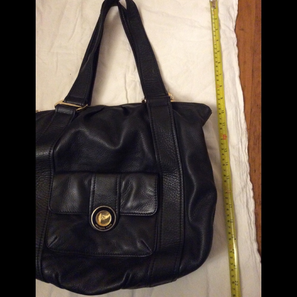 Michael Kors leather shoulder bag